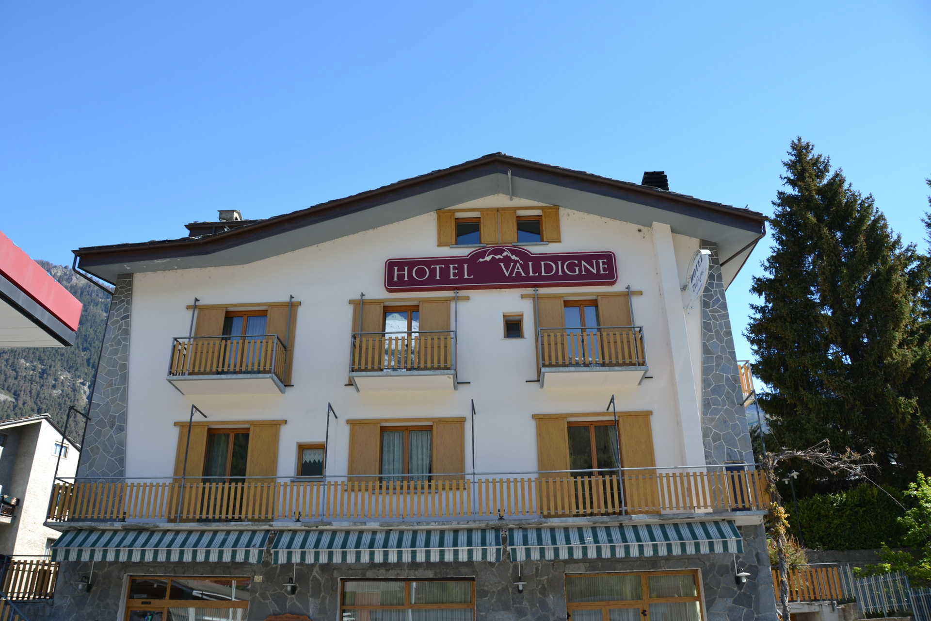  Hospitality in the heart of the Aosta Valley mountains